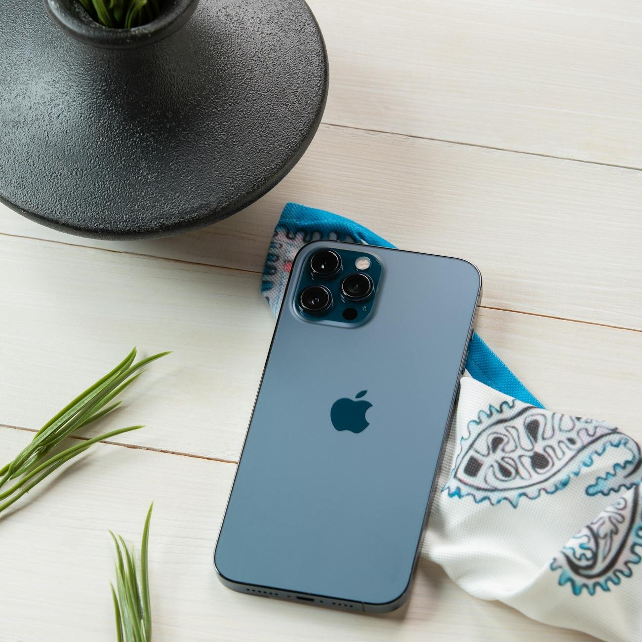 Fast Wireless Charger Stand 15W