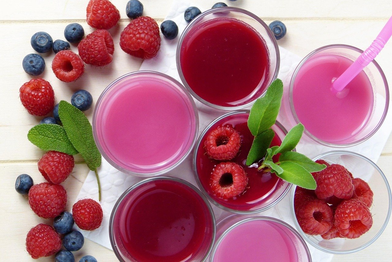 smoothie'ler, çilek, beslenme, ahududu, yabanmersini, meyve suyu, detoks, fruktoz, meyveler, sağlıklı, sabah kahvaltısı, diyet, vitaminler, vejetaryen, enerji, ferahlatıcı, içecekler, meyve suyu, meyve suyu, meyve suyu, meyve suyu, meyve suyu