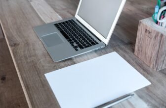 सर्वश्रेष्ठ Business Laptops 2026