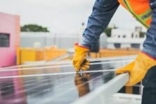 Cheapest Way to Go Solar in 2026: Tested DIY Kits Under $1,000