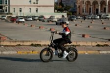 Lectric XP 4.0 Review: The $999 E-Bike That Outperforms $2K Bikes