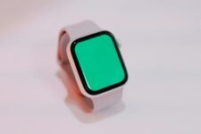 Best Smartwatches UK 2026: Apple Watch, Garmin, Samsung & Fitbit Compared