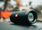 Bluetooth-luidsprekers voor onder de douche zijn beter geworden — drie modellen die de moeite waard zijn